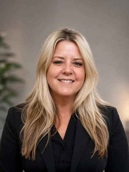 Robyn Oler, certified clinical hypnotherapist in Surprise, AZ